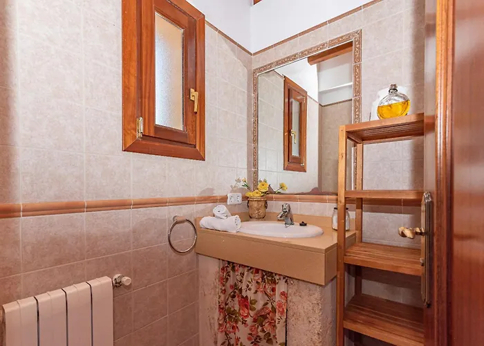 Landhaus Els Amatllers By Sealand *